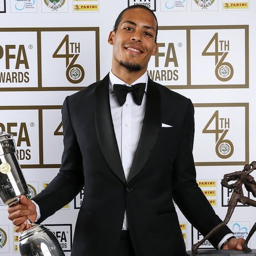 On This Day in 2019, Virgil van Dijk became the first defender since John Terry in 2004/05 to be named PFA Players' Player of the Year 👏 #LFC