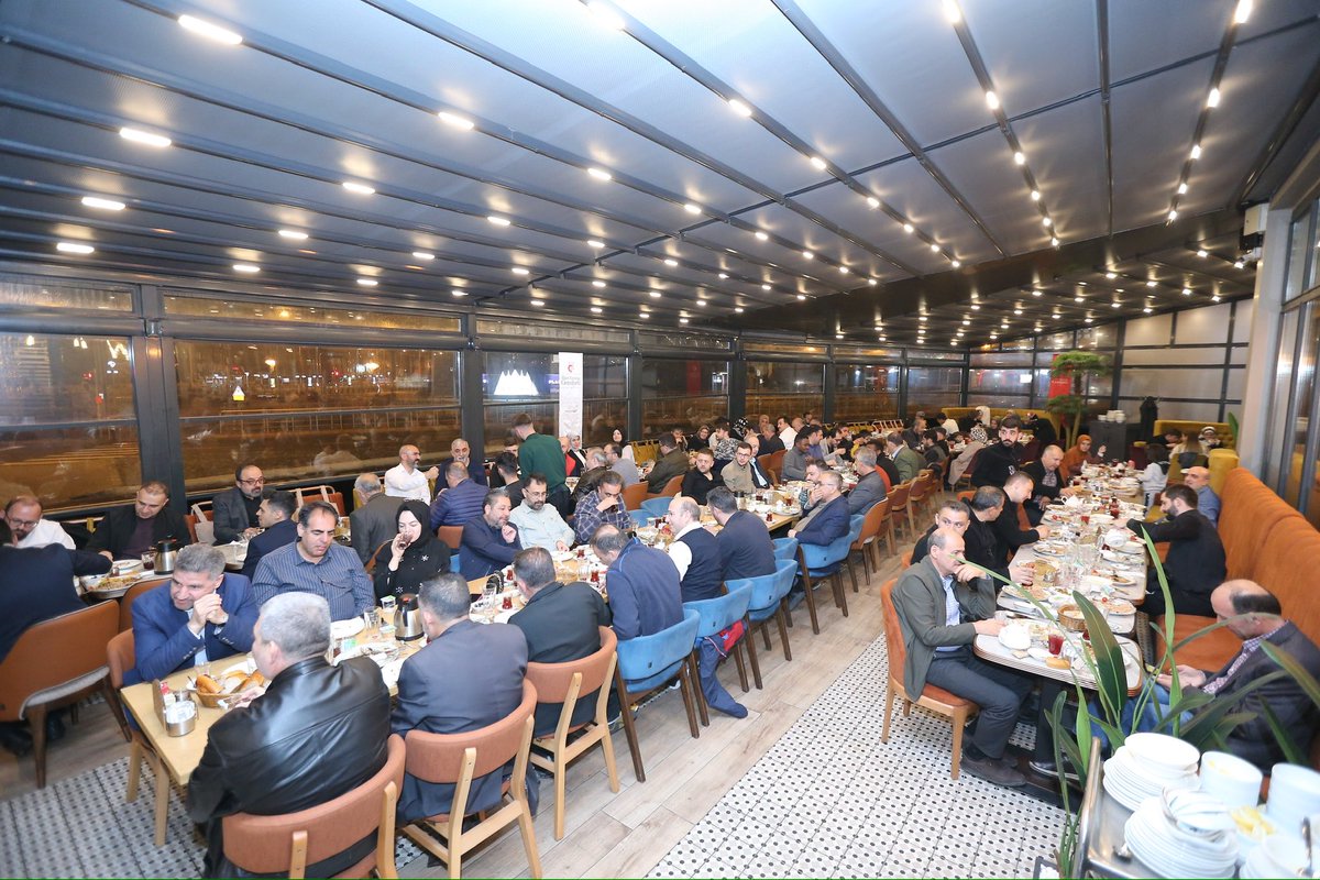 Gönüllerimiz bir, dualarımız bir, sofralarımız bir…

İlim Yayma Cemiyeti #Kayseri Şubesi tarafından düzenlenen iftar programına Valimiz Sayın Gökmen Çiçek ile birlikte katılarak, soframızın rahmet ve bereketini kardeşlerimizle paylaştık..🌙

Böylesine güzel bir tatava gününde