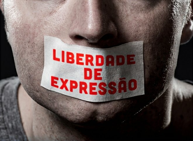Fasalles's tweet photo. Impeachment já e que a PF e Interpol não bata na minha casa. https://t.co/vZBKnyn5Sy