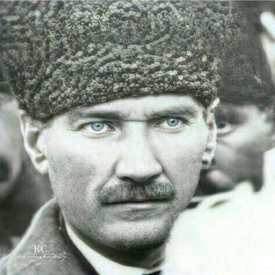 Adı; Gazi Mustafa Kemal ATATÜRK.