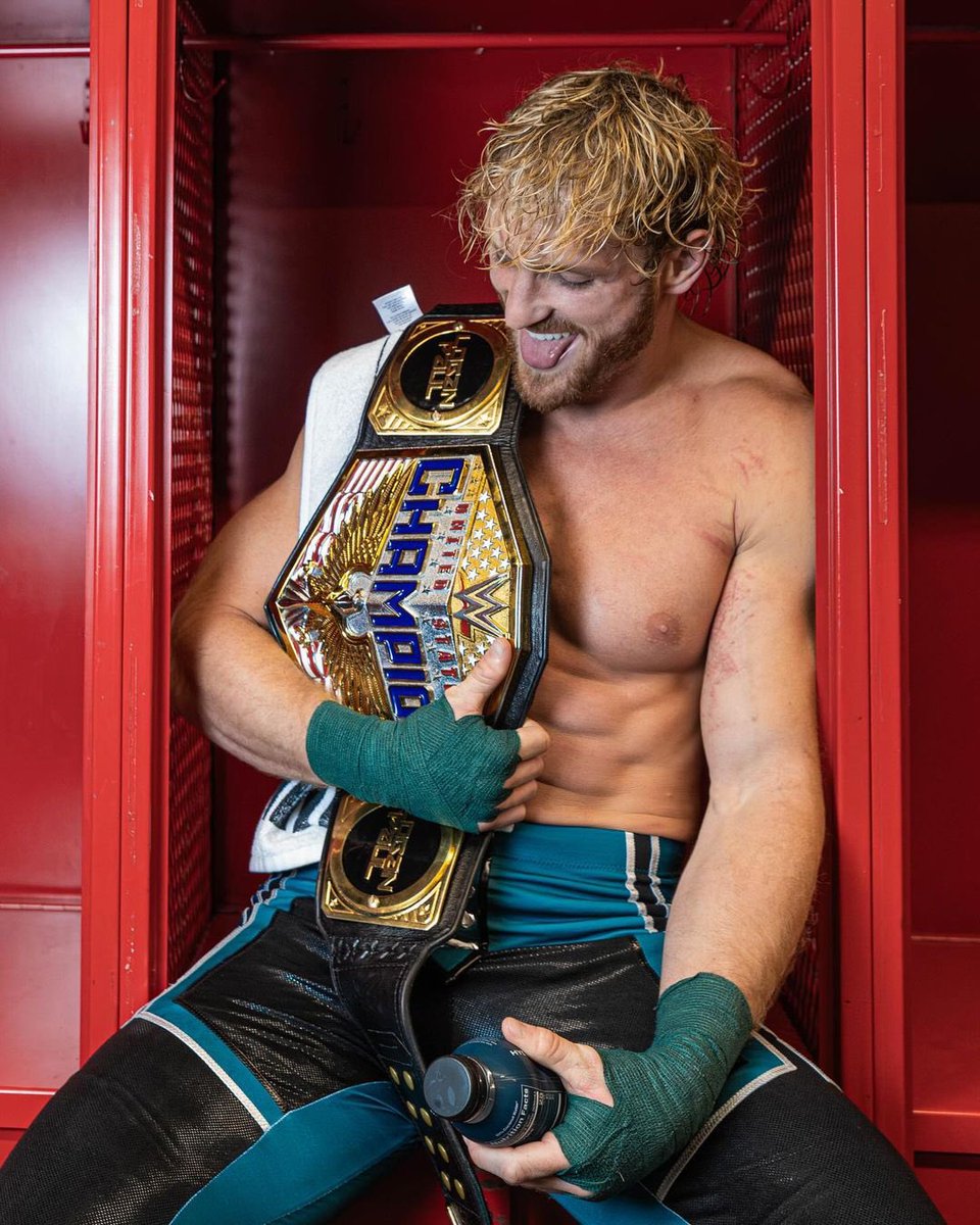 Thirst for Logan Paul 🤤 tweet media