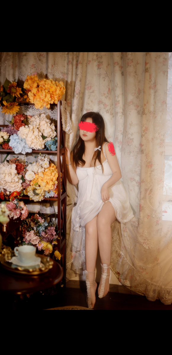 每日打卡
目标是瘦成这样（修瘦了好多好多好多）
#BBW #反差 #SM #sp #女奴 #brat #小圈