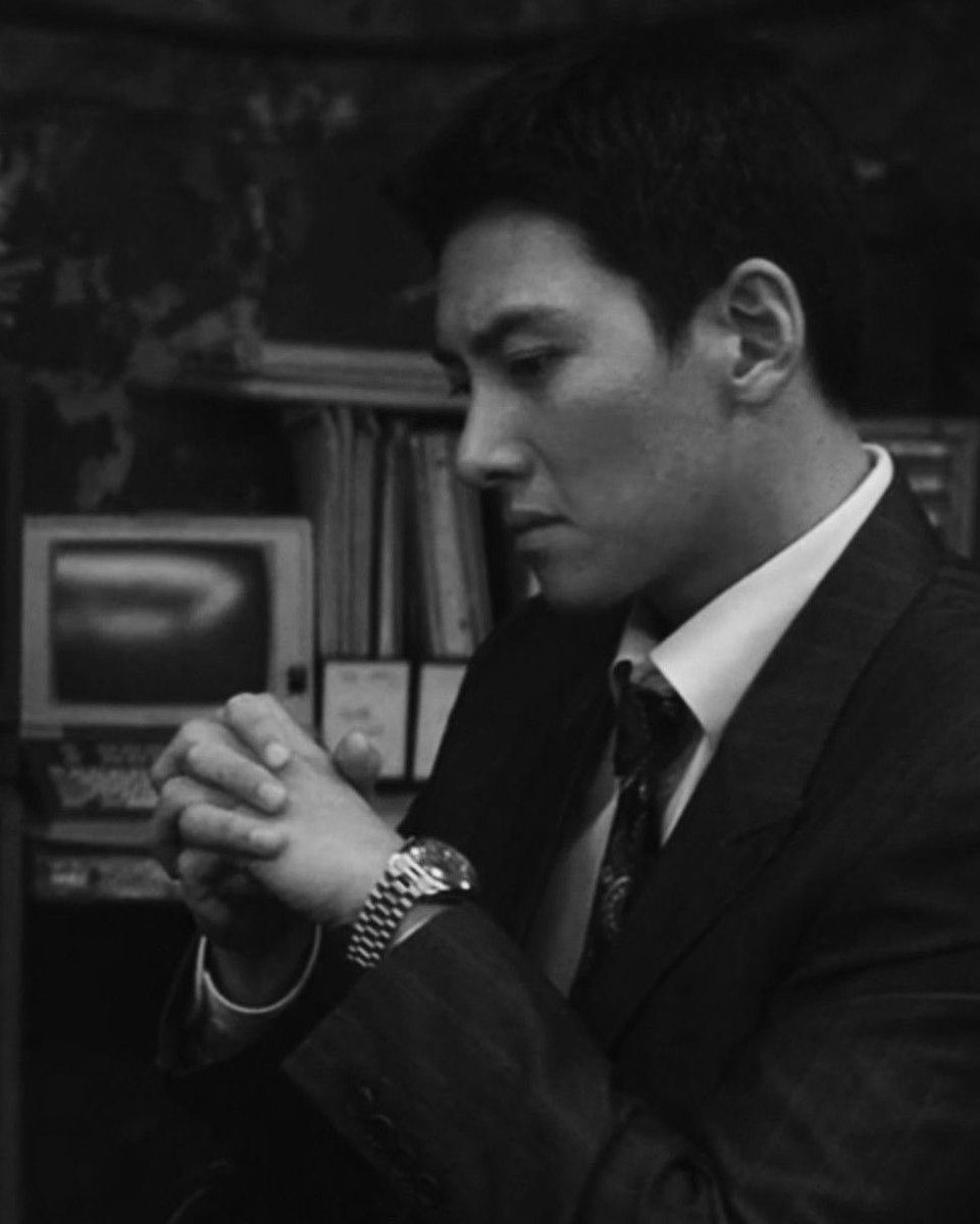 AbeeerAsif's tweet photo. Ji Chang Wook didn’t deserve to be undermined. The character of Park Junmo he played was one of the finest I saw in any thriller/crime drama of 2023. He deserved the recognition, no doubt.
#TheWorstOfEvil #JiChangWook #ParkJunmo https://t.co/7pwRFMQlrJ