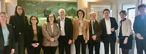 “Décentralisation : osons la confiance !” Tribune, parue aujourd’hui dans <a href="/LesEchos/">Les Echos</a>, et cosignée par des chefs d’entreprises dont <a href="/Julien_Carmona_/">Julien Carmona</a>  , des politiques et universitaires de la coalition Territoires et Transitions. 
👉lesechos.fr/idees-debats/c…