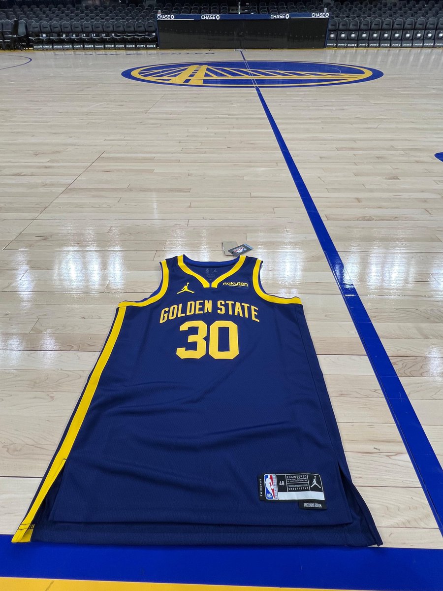 DubNation FR (@dubnationfr) on Twitter photo โ ๏ธ 3รจme et dernier #concours du retour de SF TRIP 2024 !!
En provenance du Warriors Shop, ce magnifique jersey swingman Jordan "Statement Edition" de Stephen Curry (taille L)
๐ธRT
๐ธFOLLOW <a href="/TripDoubleUSA/">TRIP DOUBLE โ๏ธ๐จ๐๐</a> & <a href="/DubNationFr/">DubNation FR</a>
Tirage au sort le 14.04
#DubNation
Let's Goooooooooo โ ๏ธ 3รจme et dernier #concours du retour de SF TRIP 2024 !!
En provenance du Warriors Shop, ce magnifique jersey swingman Jordan "Statement Edition" de Stephen Curry (taille L)
๐ธRT
๐ธFOLLOW <a href="/TripDoubleUSA/">TRIP DOUBLE โ๏ธ๐จ๐๐</a> & <a href="/DubNationFr/">DubNation FR</a>
Tirage au sort le 14.04
#DubNation
Let's Goooooooooo