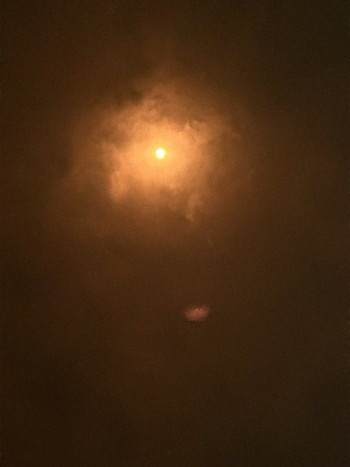 Okay #EclipseSolar2024 yall! ✨ Im in the path of totality! 🌚  Xoxo 💋 #Banksie https://t.co/kuxZ8AyCR<a href="/tag/eclipsesolar2024"class="tags">#EclipseSolar2024</a><a href="/tag/banksie"class="tags"><span>#banksie</span></a>