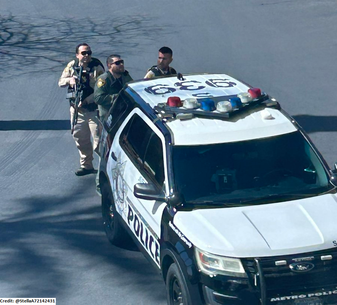 #BREAKING: Shooting with multiple victims at office building in Las Vegas

#LasVegas #Shooting #MassShooting