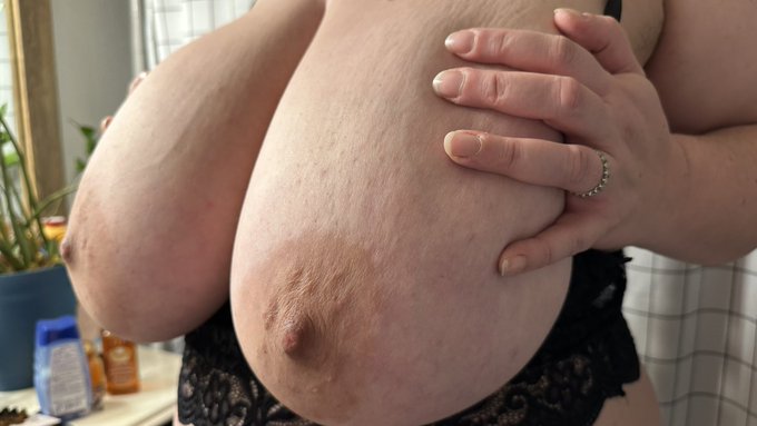 When celestial objects are in alignment #Eclipse2024 #SolarEclipse2024 https://t.co/xOFBLcVFCk<a href="/tag/eclipse2024"class="tags">#Eclipse2024</a><a href="/tag/solareclipse2024"class="tags"><span>#solareclipse2024</span></a>