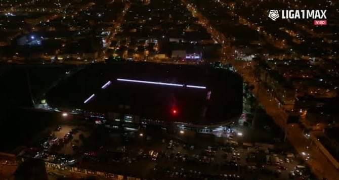 StateExp1ryX's tweet image. Empezó el eclipse gente. Nadie se vaya😎🌒
#Eclipse2024