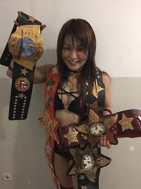 ACE Of Stardom is Bacc, Love Bayley but Io Shirai was the MVP of that match. Vince Mcmahon was holding her bacc!!!!!! We Wanted and got 
Io Shirai, not the WWE knocc off version. Big Match Io is bacc!!!!!!!