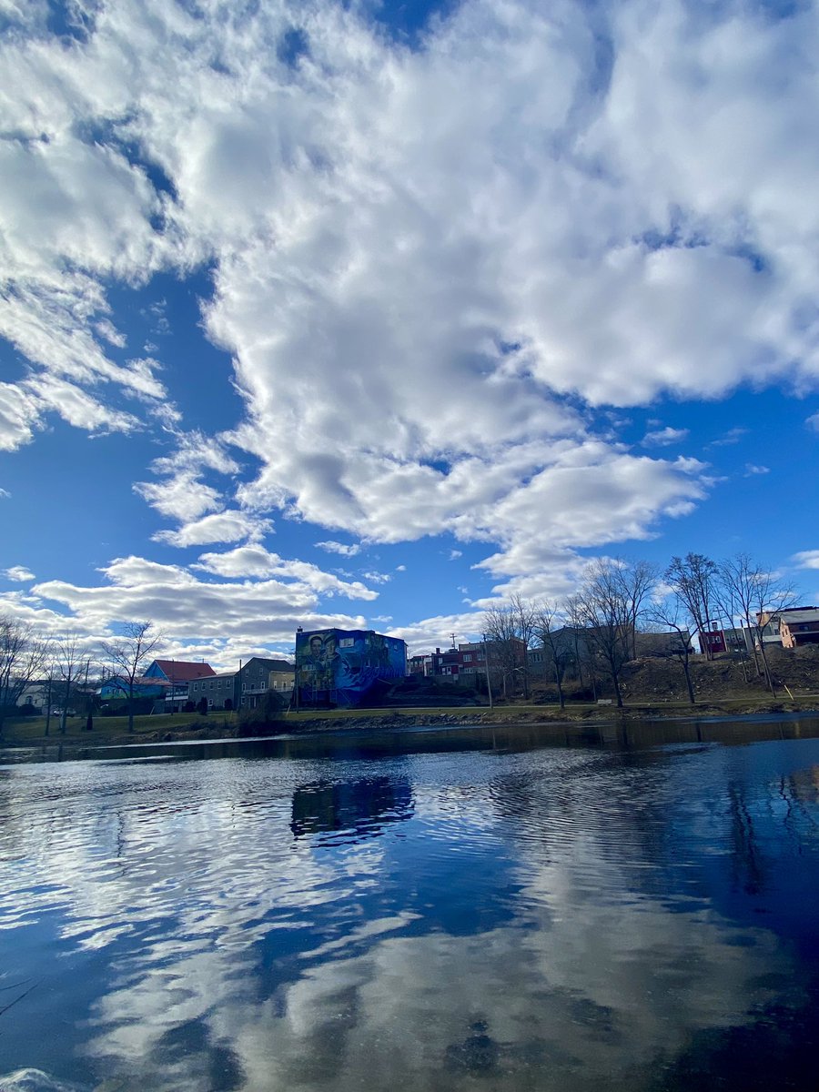 There’s a great mural in #Napanee that makes for a striking view from the river trail. @DowntownNapanee @Greater_Napanee @LandACounty