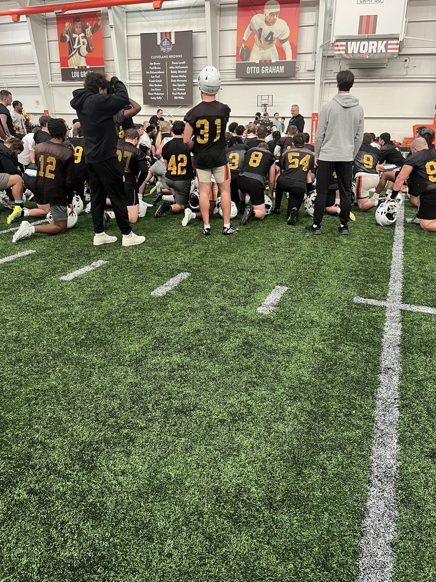 Camden Sokolowski (@camdensokolows1) on Twitter photo Had a great time at BW practice, thanks for having me out <a href="/CoachHilvert/">Jim Hilvert</a>!
<a href="/CoachBowers59/">Kevin Bowers</a> <a href="/MedinaFootball_/">Medina Football</a> Had a great time at BW practice, thanks for having me out <a href="/CoachHilvert/">Jim Hilvert</a>!
<a href="/CoachBowers59/">Kevin Bowers</a> <a href="/MedinaFootball_/">Medina Football</a>