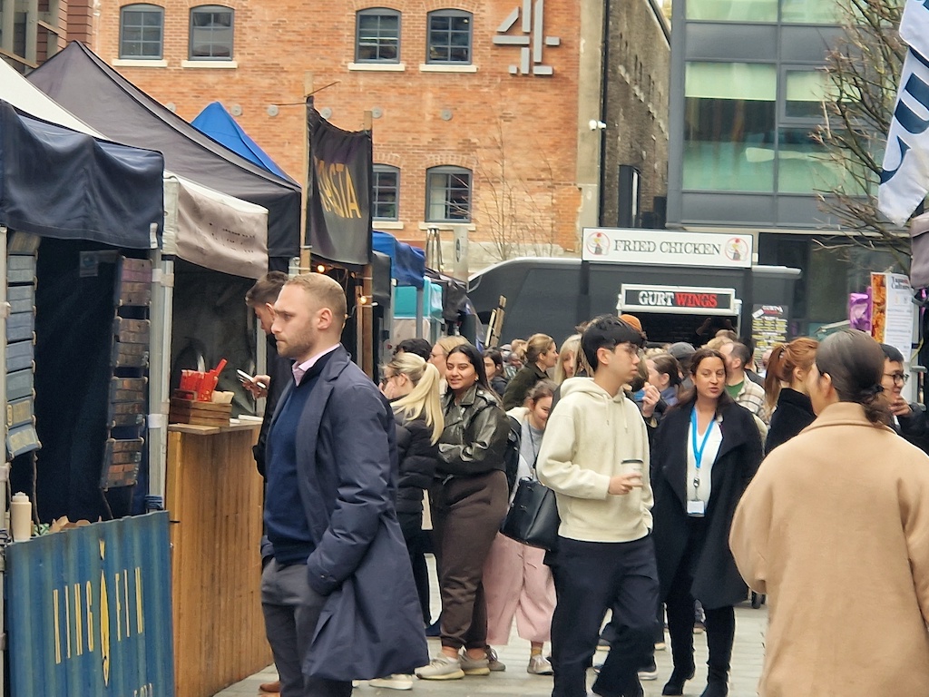 If Storm Kathleen didn't blow you away this weekend, then our line-up this week surely will! ⁠Grab some delicious comfort food from the market this week, we're open Wednesday and Friday, 11am - 2pm. #streetfoodmarket #finzelsreachmarket #thaistreetfood #comfortfood #Bristol