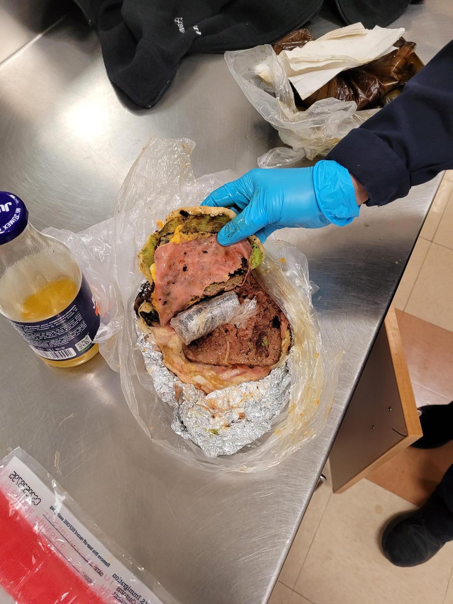 #ICYMI: Over a two-week period, El Paso CBP officers intercepted 62lbs of methamphetamine, 25lbs of fentanyl, and 158lbs of marijuana; seized $162,539 of illicit currency; and arrested 44 fugitives. Details ➡️ go.dhs.gov/JRB