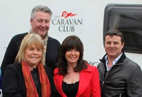 Happy Birthday Fabulous Mark Blundell Great Racing driver and fab presenter. Lovely memory at a Caravan Club Event with Linda and Tommy. Hope you had a Brilliant Day. @markblundellf1 @LindaRobson58 #TommyWalsh @candmclub @nikkinichol01 @MBMotorsport_ #mondaythoughts