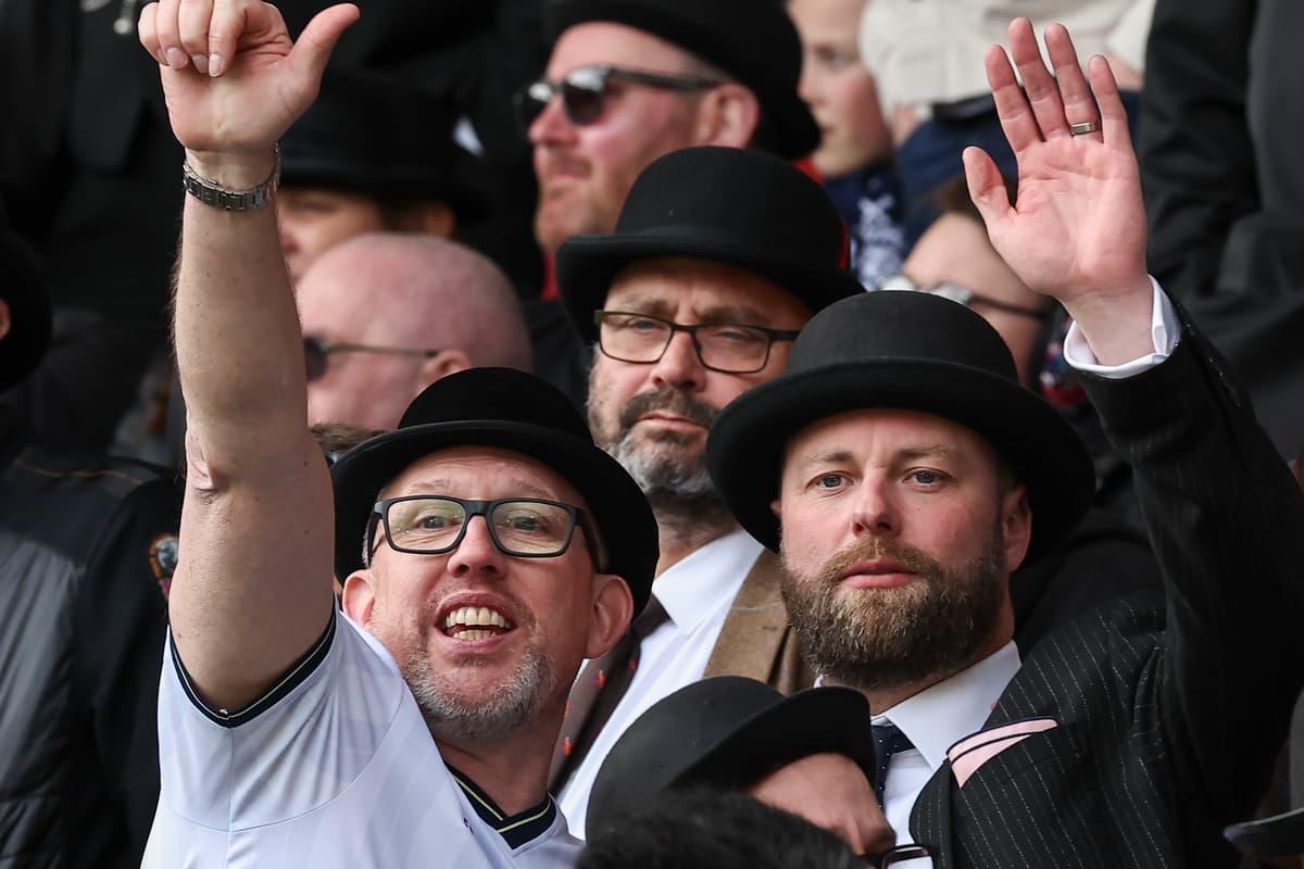 98 great photos of the PNE faithful marking Gentry Day at Watford lep.co.uk/sport/football…