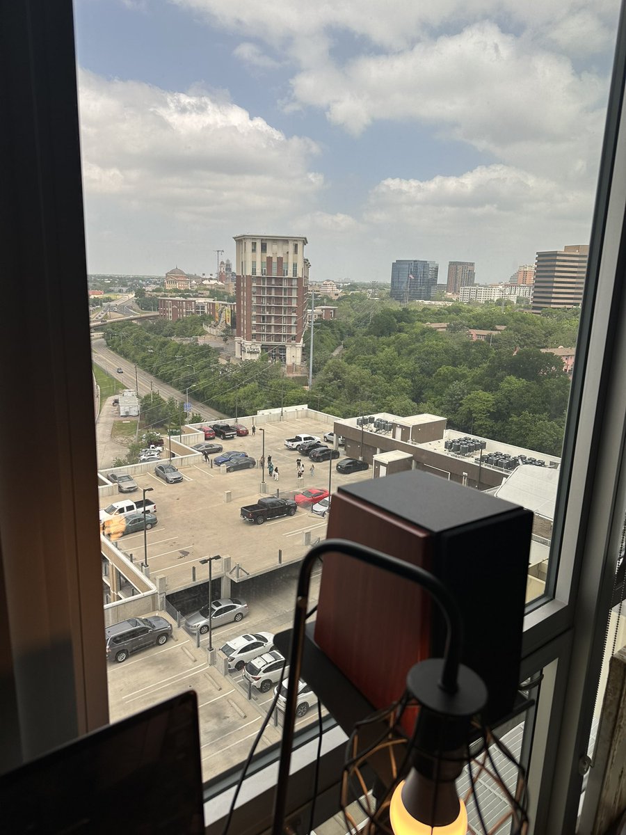 Oluwakaponeski's tweet image. Oya now #TeamEclipse 😂😂