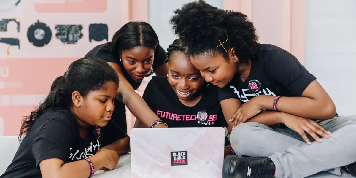 .@BlackGirlsCode and @ServiceNow are launching a 3-year initiative to redefine career paths in NYC. “Black Girls Code is on a mission to launch one million women of color into tech careers,. Our partnership with ServiceNow is a strong start to reaching that goal.'