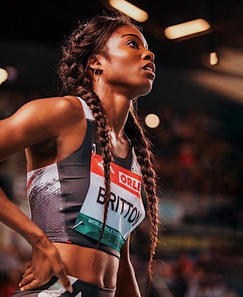 🇺🇸 👉 🇬🇭 Evonne Britton is eligible to compete for Ghana from April 4th onwards, ahead of the Paris 2024 Olympics. She has PB’s of 7.86 in the 60m hurdles & 12.78 in the 100m hurdles ❤️