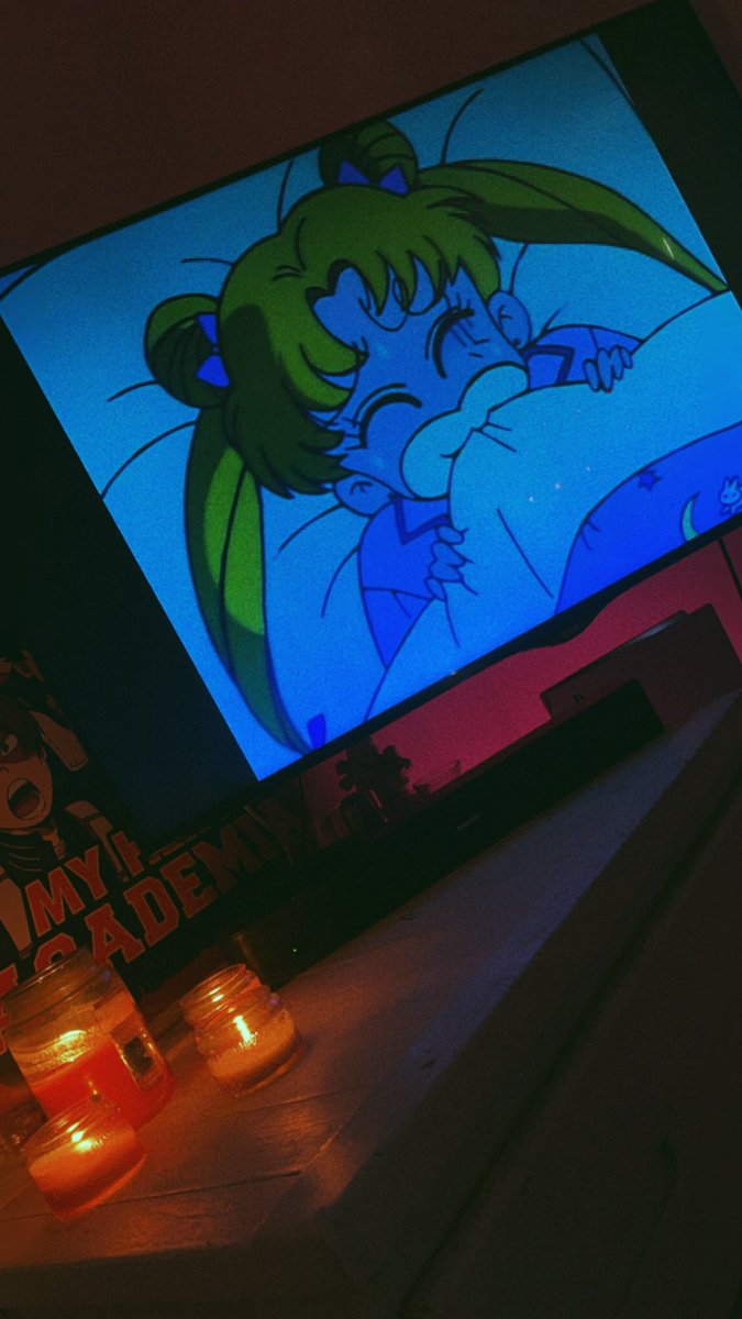 _Ahhlexx_'s tweet image. I’ll be hiding in my room watching sailor moon until further notice 🥲 #HappyEclipse