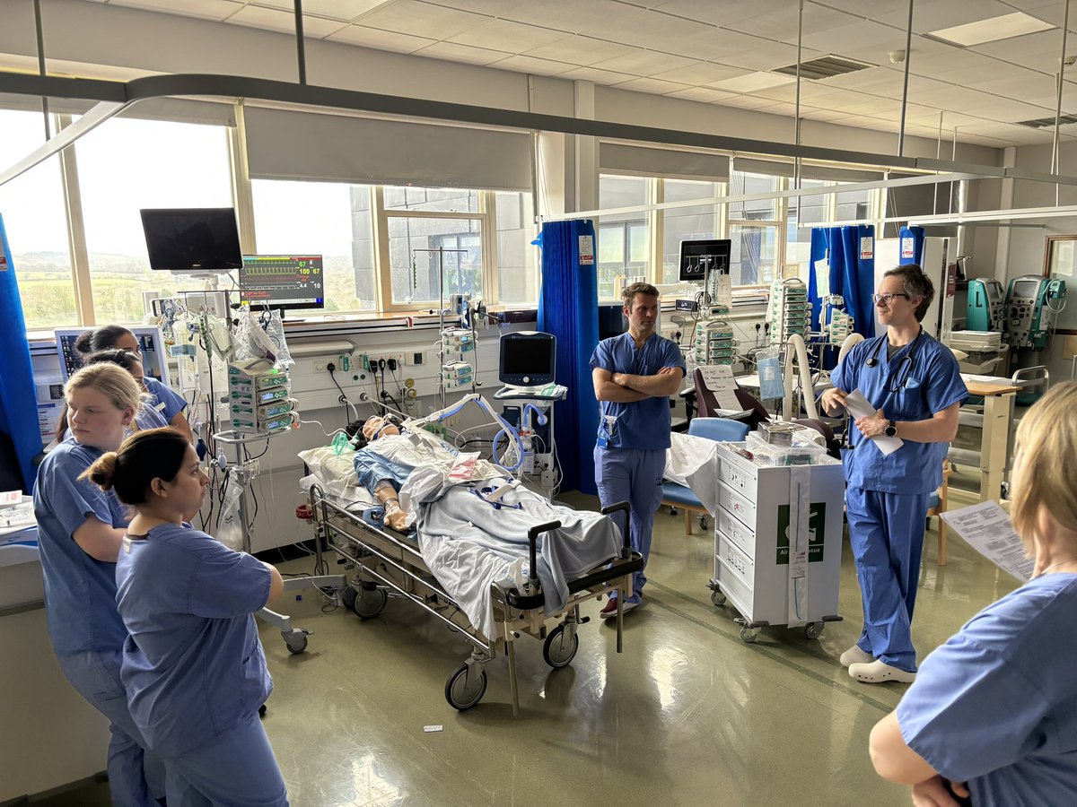Status epilepticus is a medical emergency needing prompt action. Well done ICU team 👏🏻👏🏻quick escalation, effective communication and using the 🛠️ Super inter professional debriefing & sharing of knowledge @HSE_NSO @GalwayICAPSS @NDTP_HSE @NurMidONMSD