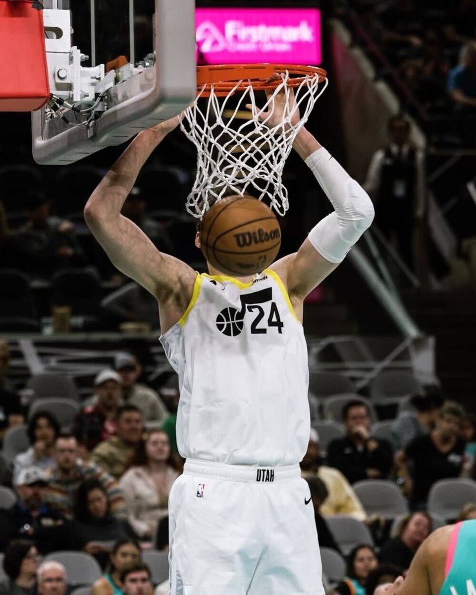utahjazz's tweet image. 