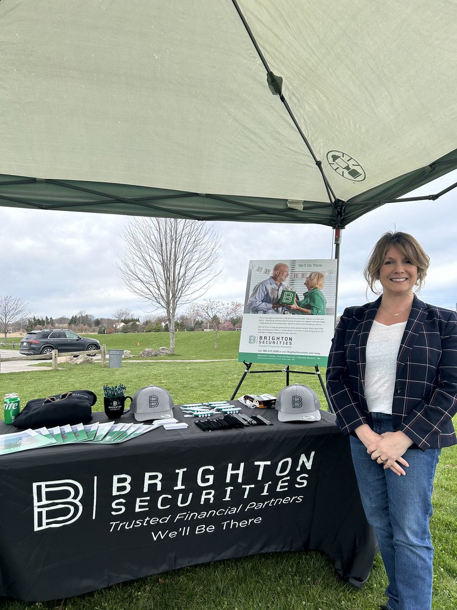 We’re getting eclipse ready at Buckland Park with MELISSA TALARICO, CRPC®  and @townofbrighton 

☀️🕶️Joins us until 5pm for the Total Solar Eclipse, music, food trucks & more! Need solar glasses? Stop by and say hi to Melissa!👋
#solareclipse #brightonny #rochesterny…