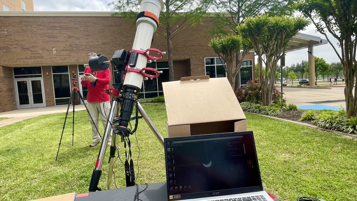 Dan Burns tweet media