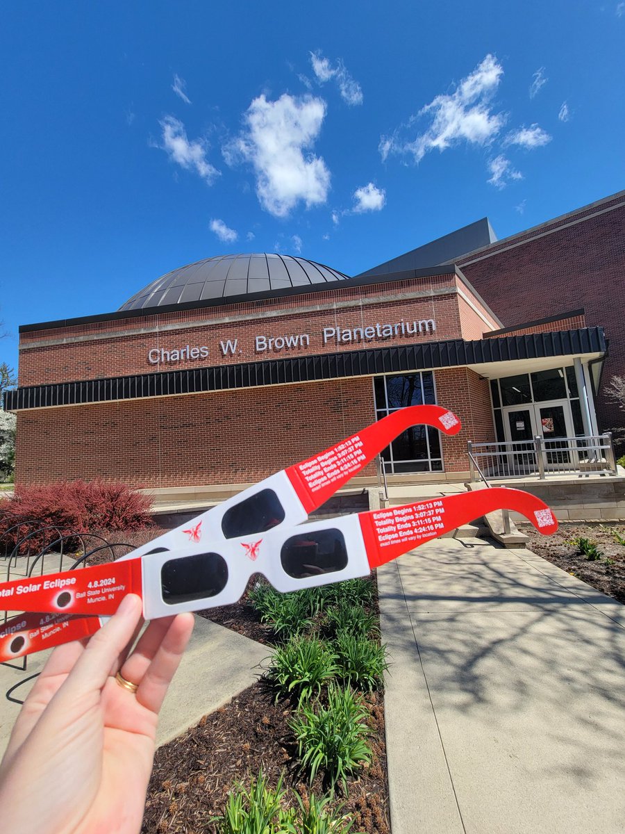 That was awesome 🤩‼️

Thank you, @BSUPlanetarium, for the solar eclipse glasses!