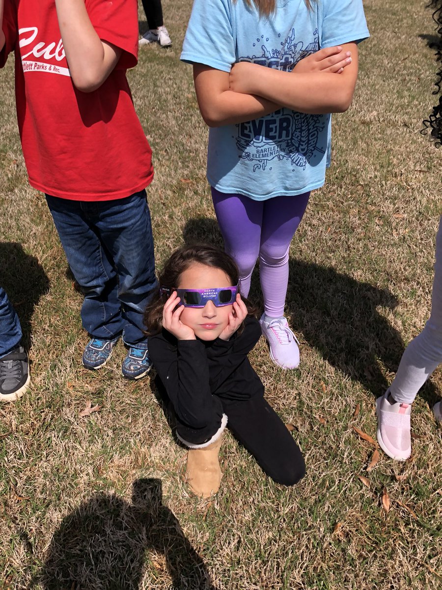 Ms. U's Cool Cats tweet media