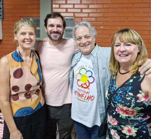ContindaCosta's tweet photo. Na sexta-feira, dia 5, ainda teve a celebração de meio século de vida da Anderlize Abreu, ex-Presidenta do @pcdobfloripa , e uma das pessoas mais queridas da cidade! : ) https://t.co/N3Anij7a1U