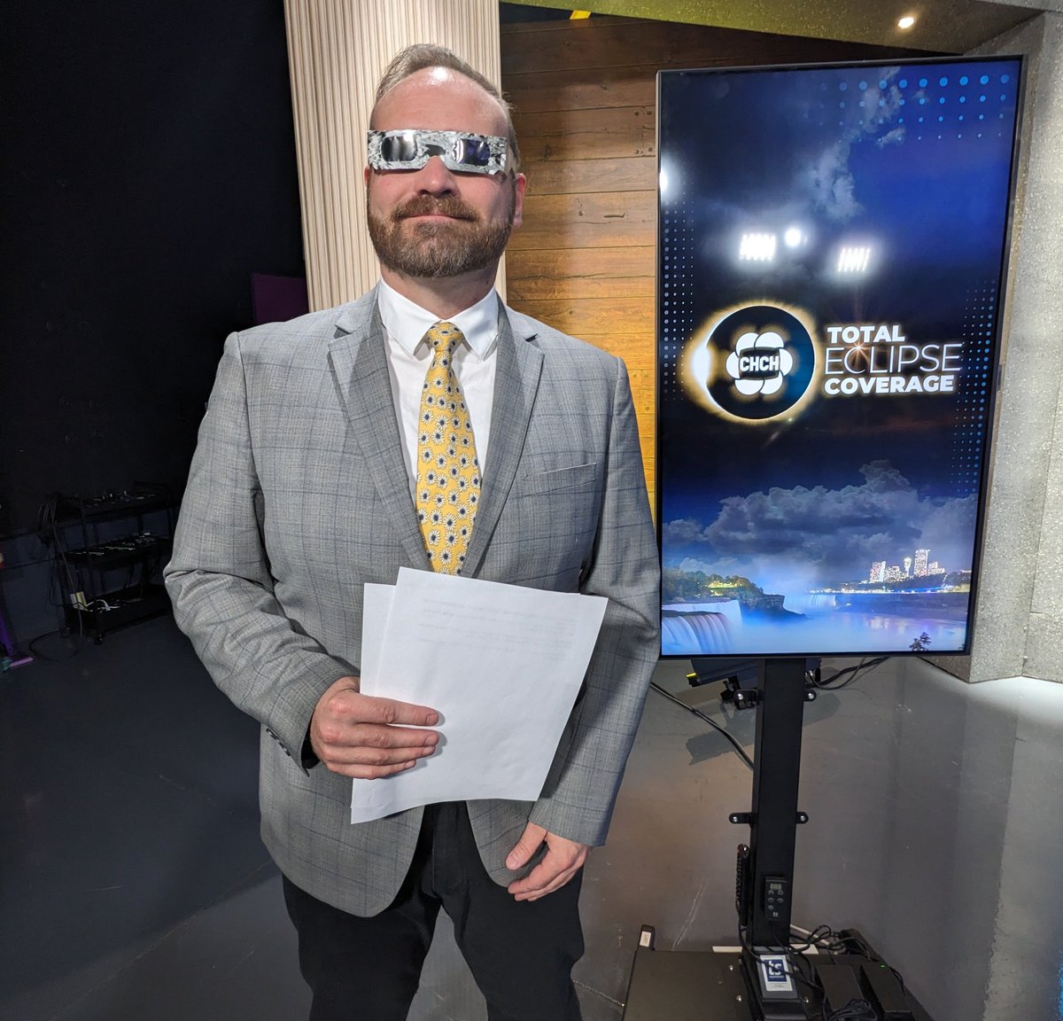 Get your glasses ready, @CHCHNews @CHCHTV TOTAL ECLIPSE COVERAGE begins at 3pm, with reporters joining us from viewing parties across our region! #Eclipse2024