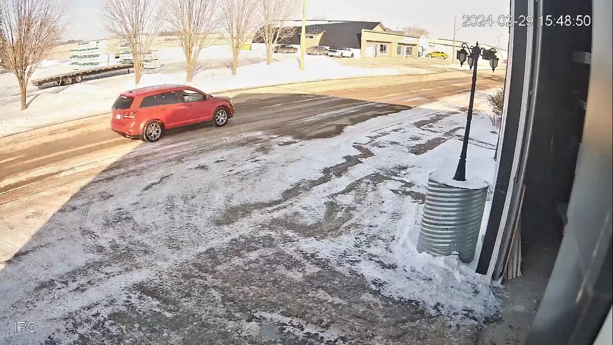 Pembina Valley #rcmpmb are looking to identify the driver of a red Dodge Journey that may have been involved in a hit & run at a business. On Feb 29, at approximately 3:50 pm, a car wash door was badly damaged at a business on Lorne Ave in Swan Lake, MB. Info? Call 204-745-6760