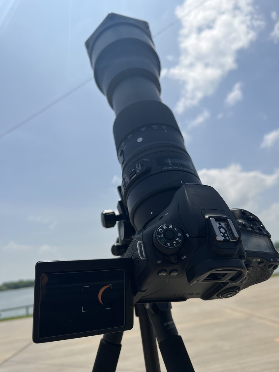the_space_nut's tweet photo. N e a t. #Eclipse2024 https://t.co/CeirsHm9VV