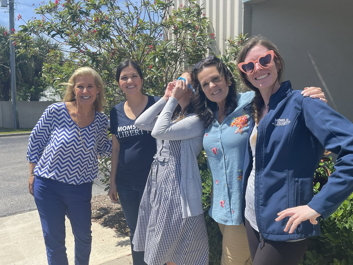 Some of our @Moms4Liberty national team checking out the #SolarEclipse2024 today.