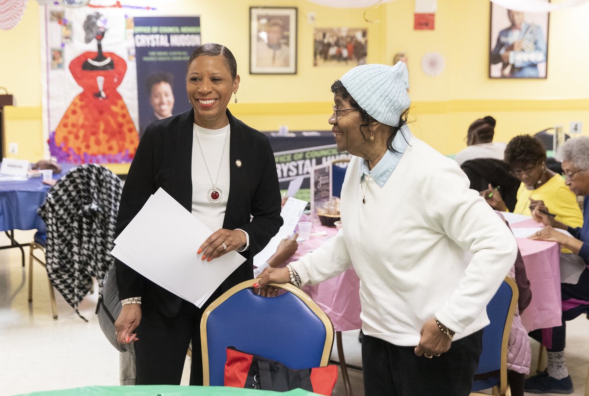 NYCSpeakerAdams's tweet photo. #PBVoteWeek is in full swing! 

I joined @CMCrystalHudson and our older adults at the Grace Agard Harewood Neighborhood Senior Center as they cast their votes to help decide how to spend capital funding in their district.

Voting is open until April 14:  

https://t.co/LGTgovoQ0R https://t.co/ExYM3zXRoa