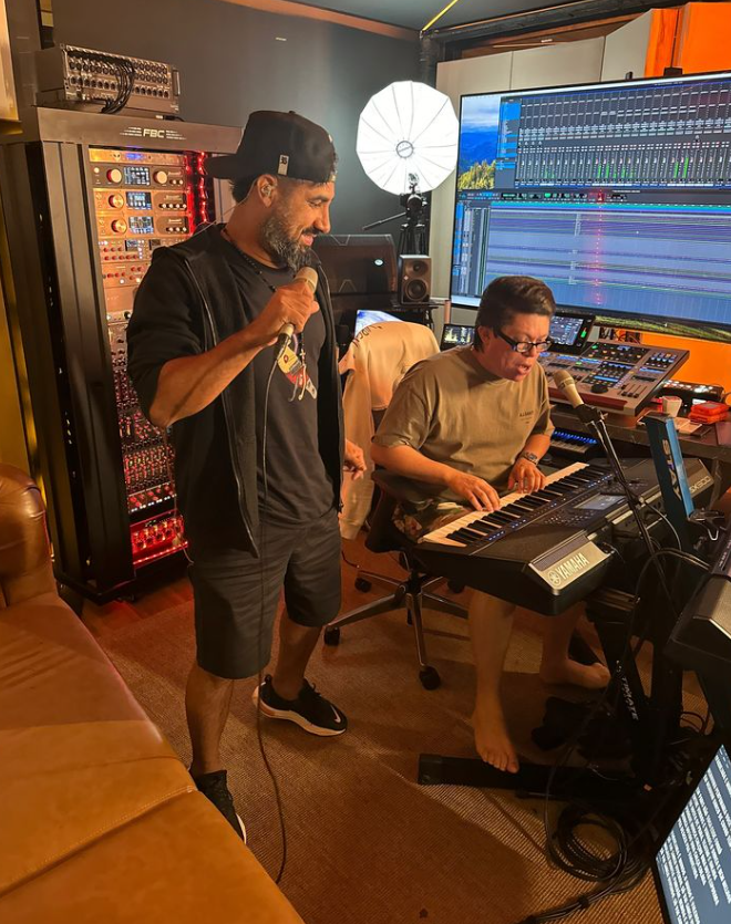 raisaiarodada's tweet photo. Estamos por cá, gravando à todo vapor 🎶💥 https://t.co/OU4jWVvDPW