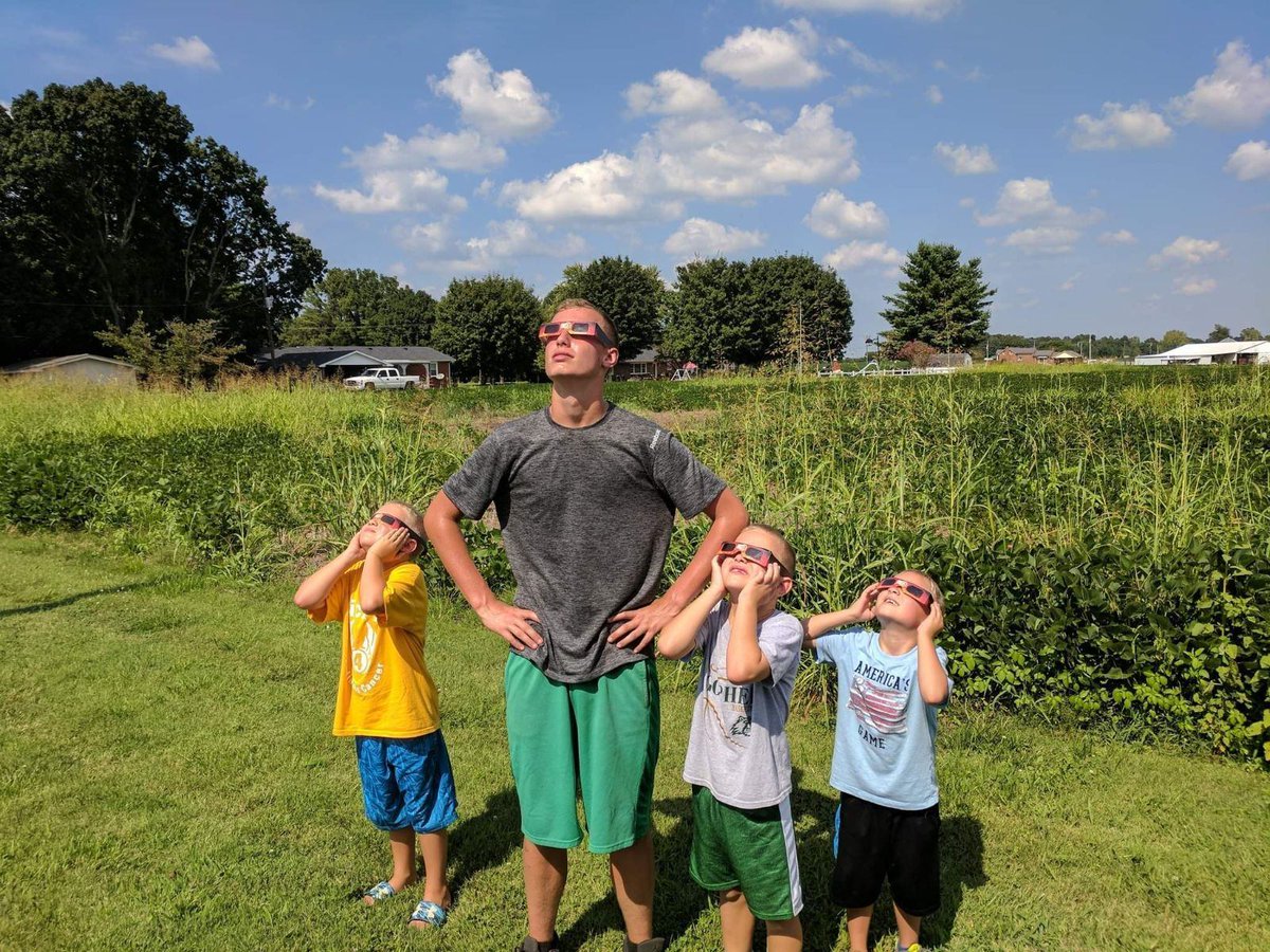 bbCoachStuck's tweet image. Here are two of my sons and two of my nephews recreating their picture from Tennessee in 2017. 
#EclipseSolar2024