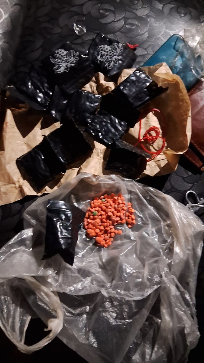 #WarOnDrugs Cachar Police apprehended a drug paddler Md. Ahadul Hoque at Mohanpur area & seized approx. 2000 Nos. YABA tablets from his possession. Investigation is on. @himantabiswa @gpsinghips @KangkanJSaikia @assampolice