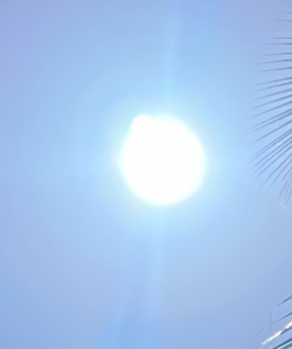 shedbound's tweet photo. ⁦@weathernetwork⁩ opposite side of the #eclipse in Saint Lucia https://t.co/MkYTfPkv6l