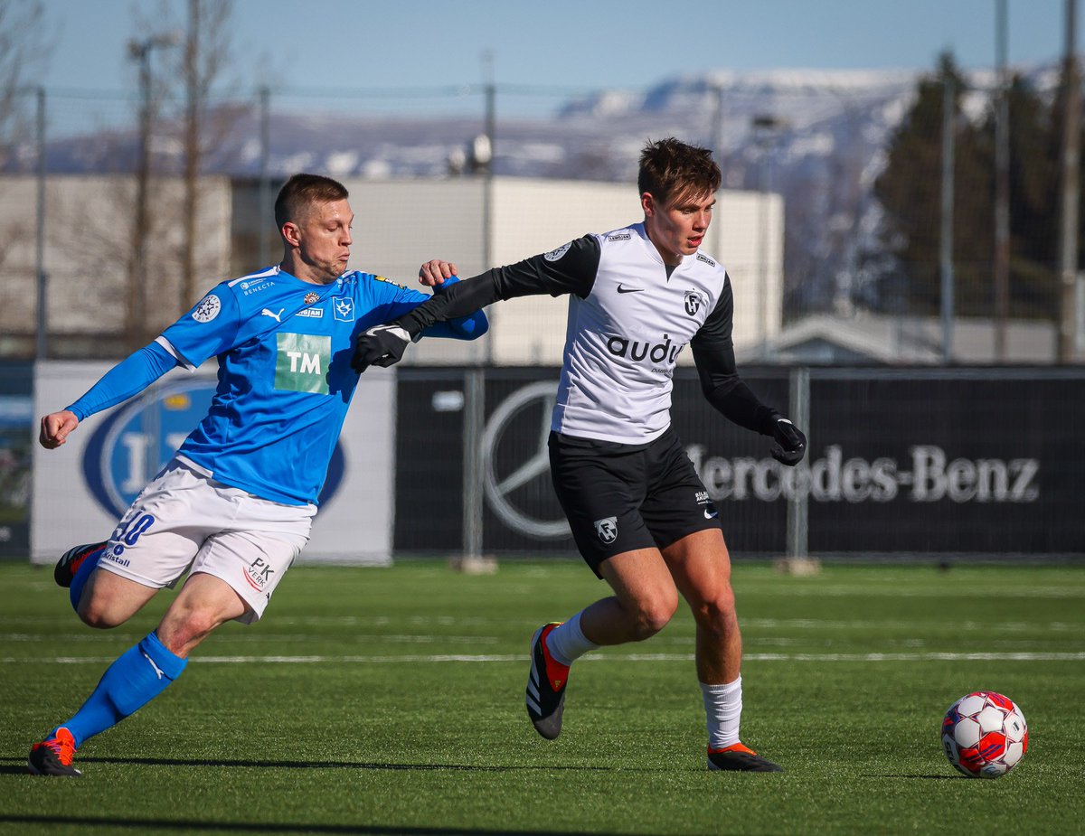 Alltaf sérstaklega gaman þegar ungir menn vinna sig í byrjunarlið. Baldur Kári Helgason er búinn að vera frábær með FH í vetur. Hann byrjar á móti Breiðabliki í kvöld. Textalýsing frá <a href="/Stefanmarteinn7/">StefánMarteinn</a> hér. m.fotbolti.net/game?action=vi…