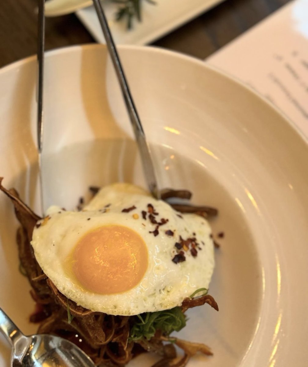 Thank you for your patience! The power is back on at Blackbelly. We’ll open at 5 PM today for dinner (one hour later than usual to put the pieces back together.) We can’t wait to see you! 🍽️🥳
🚨 The Market will remain closed until Tue &amp; we’ll resume breakfast, lunch &amp; butcher.