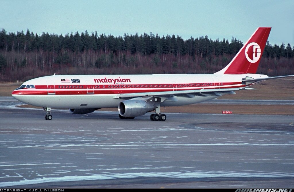 A Malaysian Airline System A300 seen here in this photo at Stockholm Arlanda Airport in October 1983 #avgeeks 📷- Kjell Nilsson