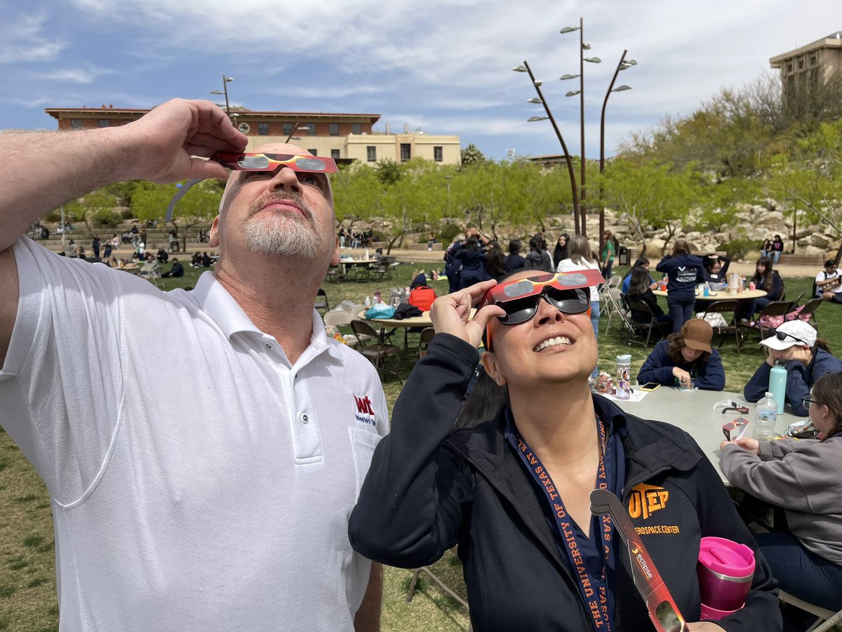 What an incredible opportunity for our YWLA students to witness the solar eclipse at the Sun City Eclipse Viewing Event hosted by UTEP! 🌞🌑 Inspiring curiosity and fostering a love for science.