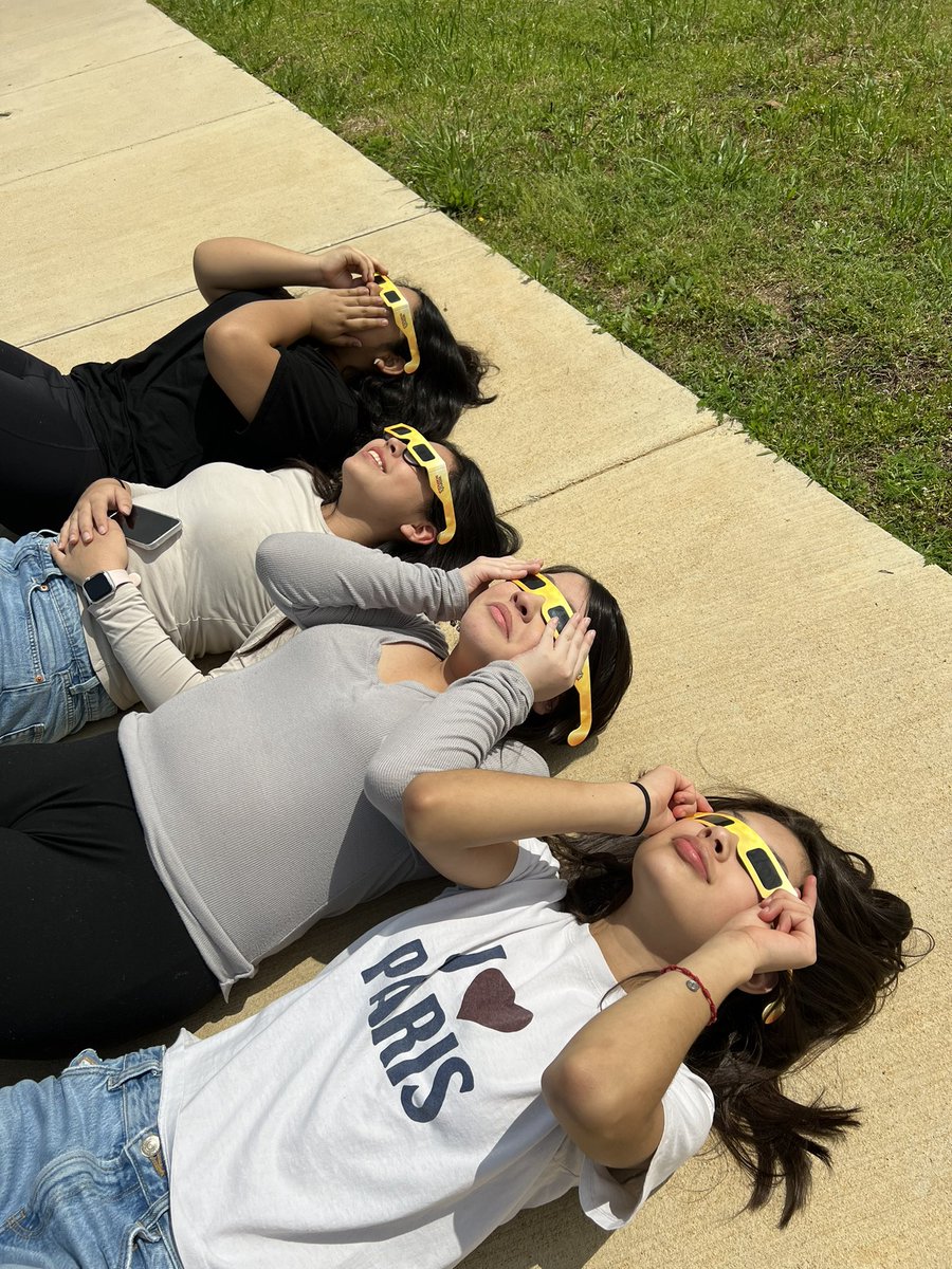 FHMS Girls Athletics tweet media