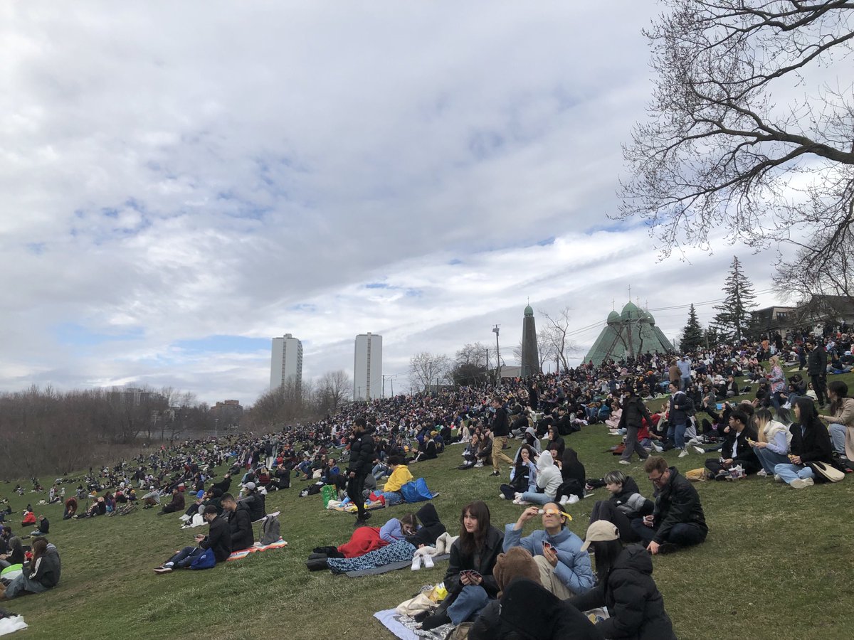 Sunset Park crowd here in Riverdale Park East for the eclipse.