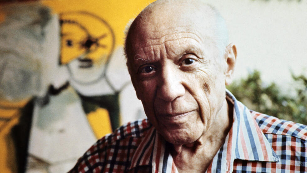 Tal día como hoy, pero de 1973, fallecía el artista Pablo Picasso en Mougins, Francia.

Figura excepcional como artista y como hombre, Picasso fue protagonista y creador inimitable de las diversas corrientes que revolucionaron las artes plásticas del siglo XX, desde el cubismo…