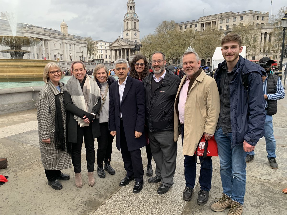 Such a privilege to be part of the #InterfaithIftar @asifaziz_ @MayorofLondon @SadiqKhan along with @Laura_E_Marks Rabbi Josh Rabbi Charlie & so many others - glad to get the photos before the rain! #Ramadan2024