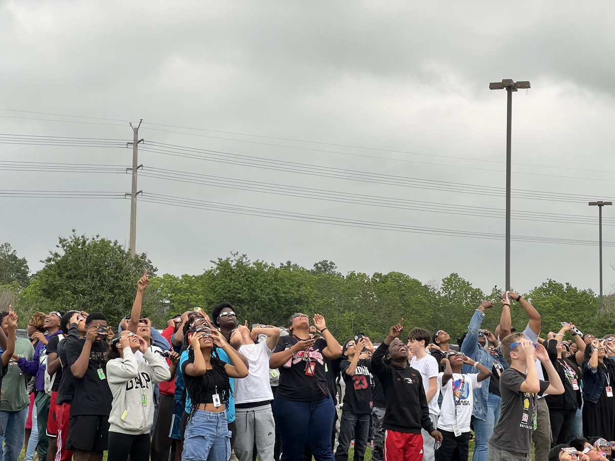 Solar eclipse viewing at WMS, special thanks to Bucee’s, Houston museum of Natural Sciences, and Ms. Lisa Woodard for donating glasses! #BeEliteWMS #RTBWMS