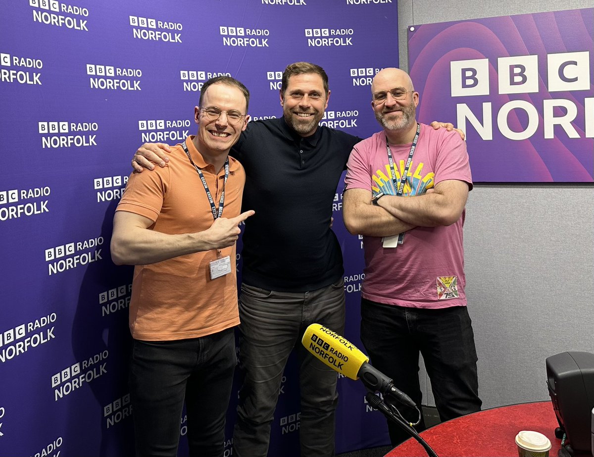 It’s @Grantholt31 on The Scrimmage. Always an extra special show when he’s about. And it all ended with me and him duetting on a hymn. Lovely stuff. Listen here: bbc.co.uk/programmes/p0h…